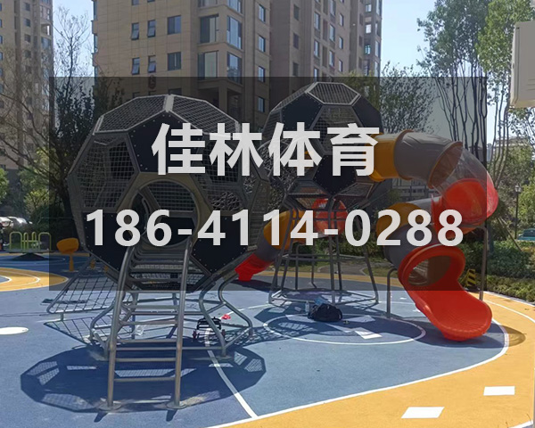 儿童滑梯
